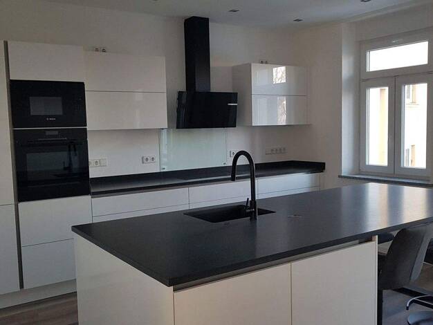 Wohnung zur Miete - Erstbezug 1.100 € 3 Zimmer 88 m² EG Oelsnitzer Str. 19 Innenstadt Hof 95028