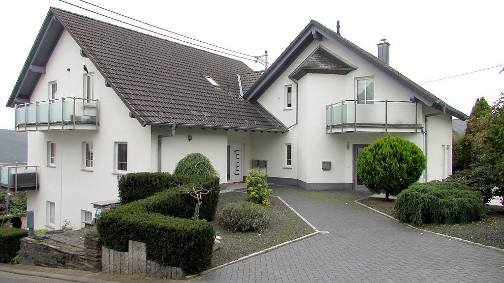 Mehrfamilienhaus zum Kauf als Kapitalanlage geeignet 620.000 € 330 m² 820 m² Grundstück Henschhausen Bacharach 55422