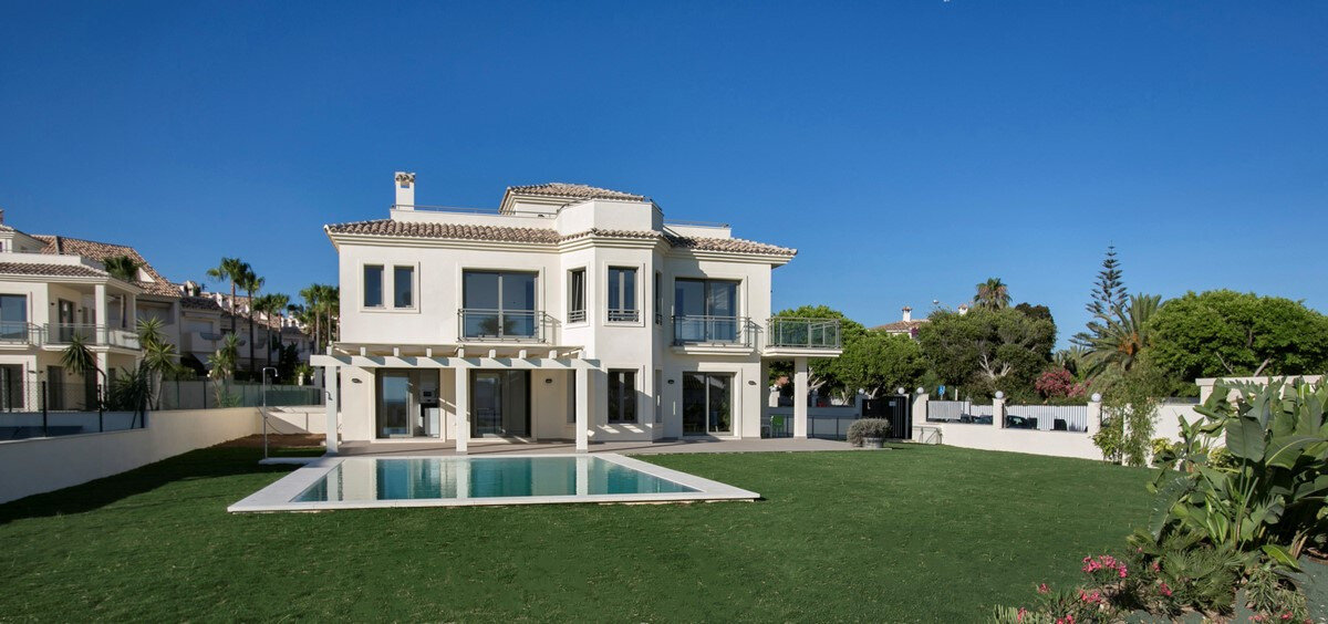 Villa zum Kauf 1.500.000 € 5 Zimmer 250 m²<br/>Wohnfläche 505 m²<br/>Grundstück Marbella East 29600