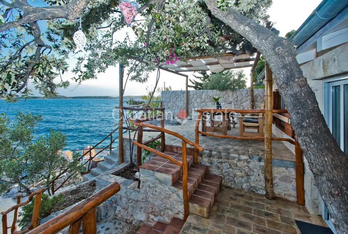 Haus zum Kauf 3.500.000 € 7 Zimmer 250 m²<br/>Wohnfläche 1.050 m²<br/>Grundstück Hvar