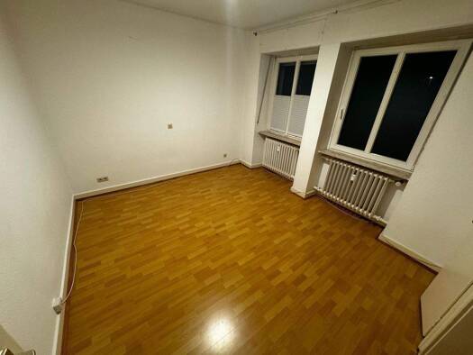 Wohnung zur Miete 1.100 € 4 Zimmer 100 m² 1. Geschoss frei ab sofort Goethestraße 1 Trier-Nord Trier 54292