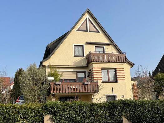 Einfamilienhaus zum Kauf 425.000 € 7,5 Zimmer 105 m² 323 m² Grundstück Ebersbach Ebersbach (Fils) 73061