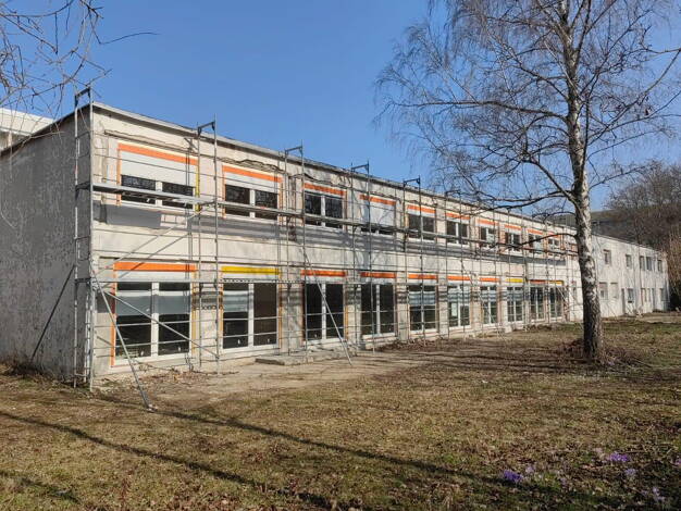 Reihenmittelhaus zum Kauf provisionsfrei 650.000 € 20 Zimmer 1.184 m² 1.656 m² Grundstück Sanddornweg 14-15 Nördliche Neustadt Halle 06112