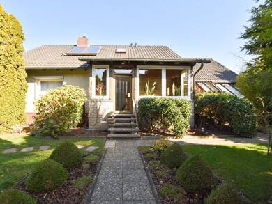 Einfamilienhaus zum Kauf 299.000 € 11 Zimmer 179 m² 1.045 m² Grundstück Glentorf Königslutter am Elm 38154