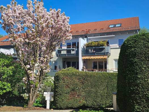 Terrassenwohnung zur Miete 440 € 2 Zimmer 70 m² Geschoss EG/2 frei ab 01.11.2026 Chemnitzer Straße 27 c Hartmannsdorf 09232