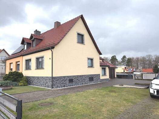 Doppelhaushälfte zum Kauf 189.900 € 3 Zimmer 78 m² 769 m² Grundstück frei ab sofort Hermsdorf 07629