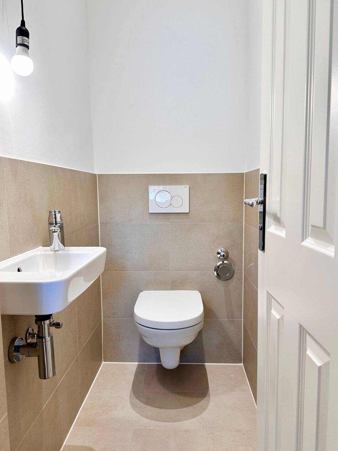 Kiel-Ravensberg, komplett (energetisch) sanierte, wunderschöne 3-Zi-Altbauwohnung mit Loggia im EG – Ahlmannstraße 24, 24118 Kiel – Vorschaubild 10