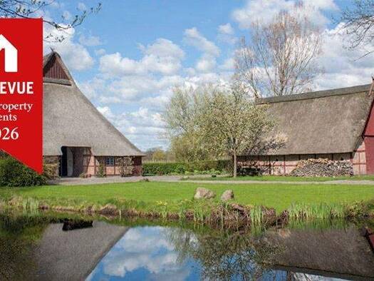 Haus zum Kauf provisionsfrei 10 Zimmer 370 m² 10.500 m² Grundstück Horst 25358