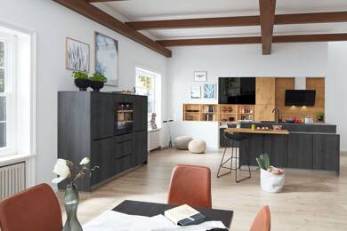 Villa zum Kauf provisionsfrei 303.999 € 6 Zimmer 195,5 m² 634 m² Grundstück Innenstadt Coburg 96450
