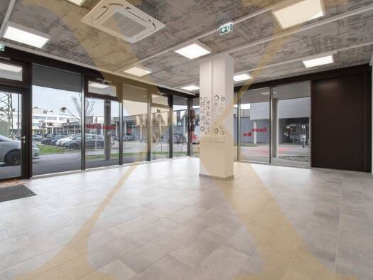 Ladenfläche zur Miete 1.147 € Traun 4050