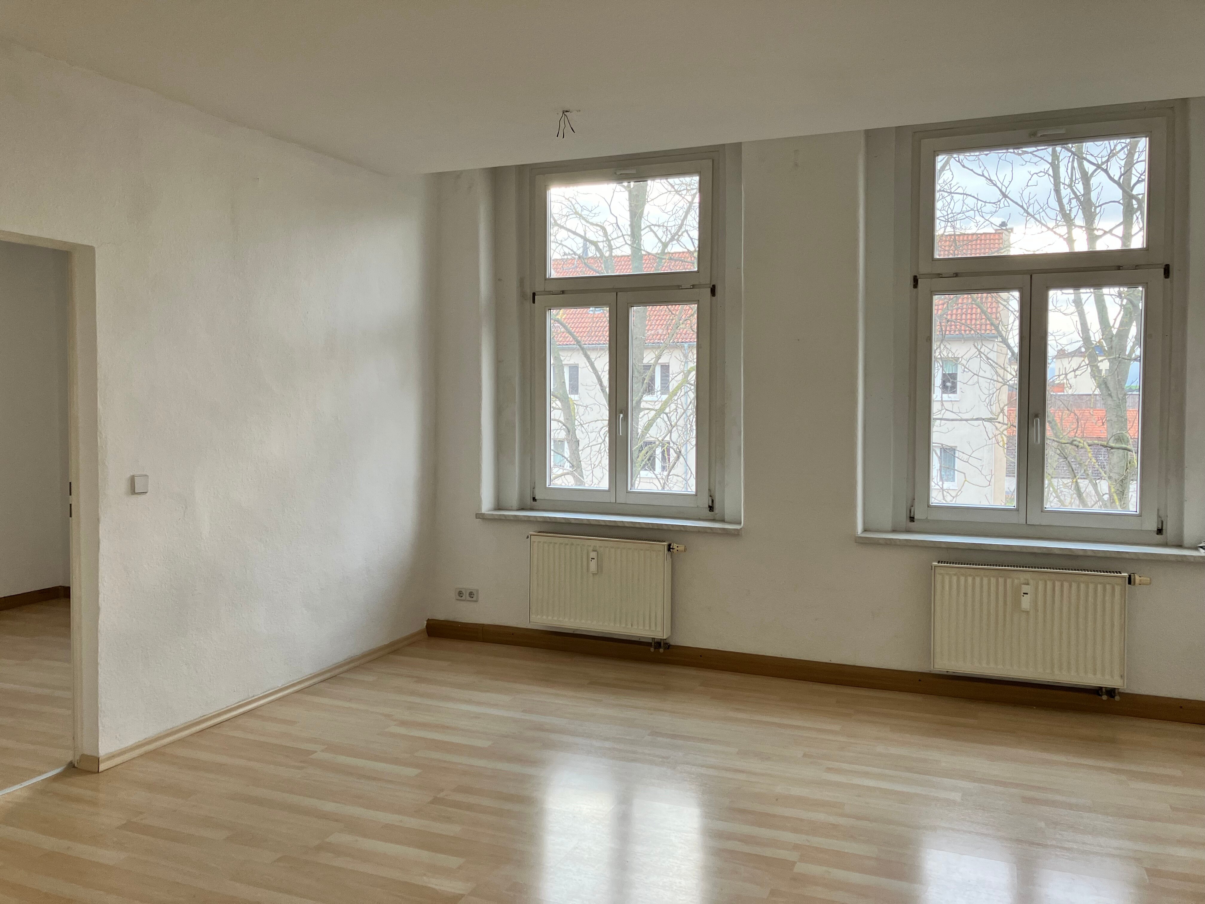 Wohnung zur Miete nur mit Wohnberechtigungsschein 383 € 3 Zimmer 74 m²<br/>Wohnfläche 2.<br/>Geschoss 01.01.2025<br/>Verfügbarkeit Kleinspehnstr. 19 Bad Langensalza Bad Langensalza 99947