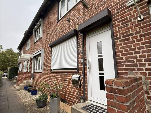 Haus zum Kauf 239.000 € 5 Zimmer 94 m² 150 m² Grundstück Elmschenhagen-Nord Kiel 24147