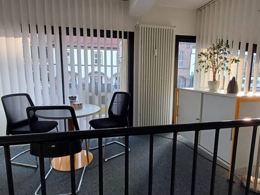 Praxisfläche zur Miete provisionsfrei 990 € 5 Zimmer 150 m² Bürofläche Lemgo 32657