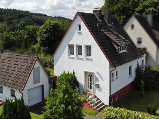 Einfamilienhaus zum Kauf 175.000 € 6 Zimmer 140 m² 828 m² Grundstück Trendelburg 34388