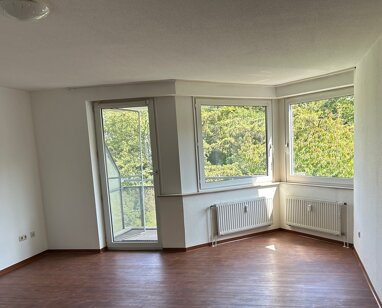 Apartment zur Miete 620 € 2,5 Zimmer 62 m² 3. Geschoss frei ab sofort Ahornstrasse 25 Stadtwald Essen 45134