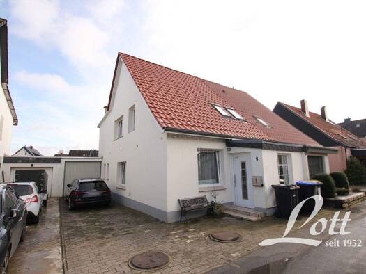 Doppelhaushälfte zum Kauf 130.000 € 4 Zimmer 117 m² 336 m² Grundstück Geestemünde Bremerhaven / Geestemünde 27570