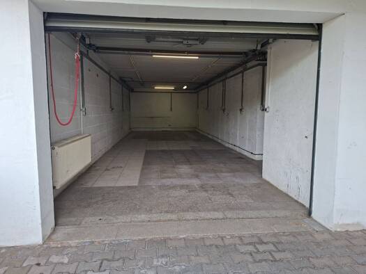 Garage zur Miete provisionsfrei 780 € 81 m² Bremthal Eppstein 65817