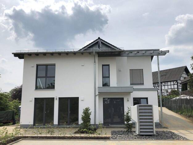 Einfamilienhaus zur Miete 1.700 € 4 Zimmer 140 m² 720 m² Grundstück frei ab 01.04.2026 Seelscheid Neunkirchen-Seelscheid 53819