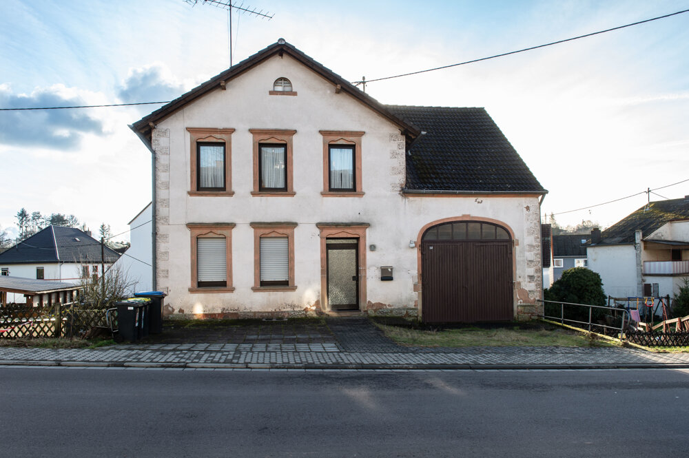 Mehrfamilienhaus zum Kauf 95.000 € 6 Zimmer 114 m²<br/>Wohnfläche 471 m²<br/>Grundstück Michelbach Schmelz 66839