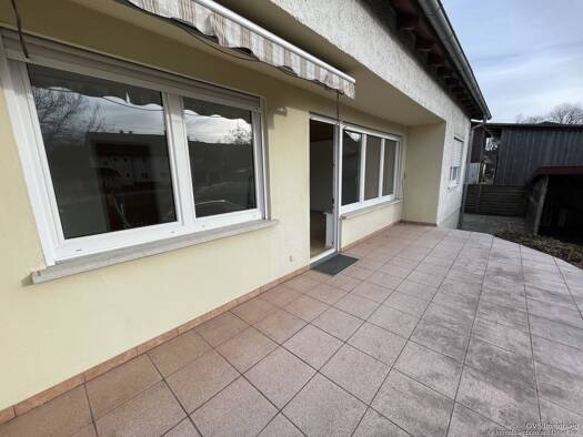 Wohnung zur Miete 980 € 4 Zimmer 96,8 m² EG frei ab 01.08.2026 Pleß 87773