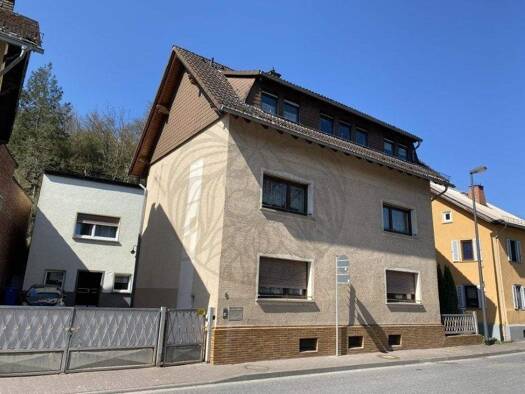 Einfamilienhaus zum Kauf 249.000 € 8 Zimmer 239 m² 882 m² Grundstück Rückershausen Aarbergen 65326