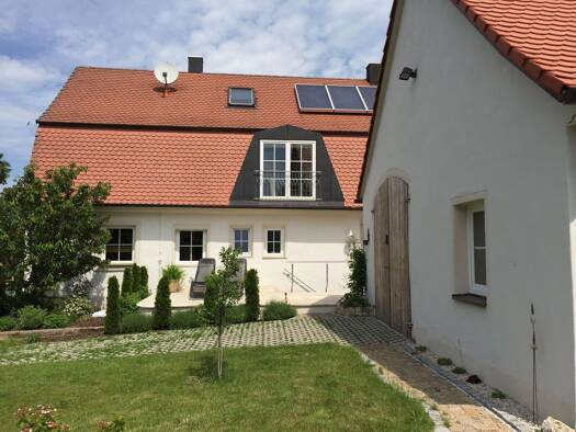 Wohnung zur Miete 749 € 4 Zimmer 90 m² Geschoss 1/2 frei ab sofort Dorsbrunn Pleinfeld 91785