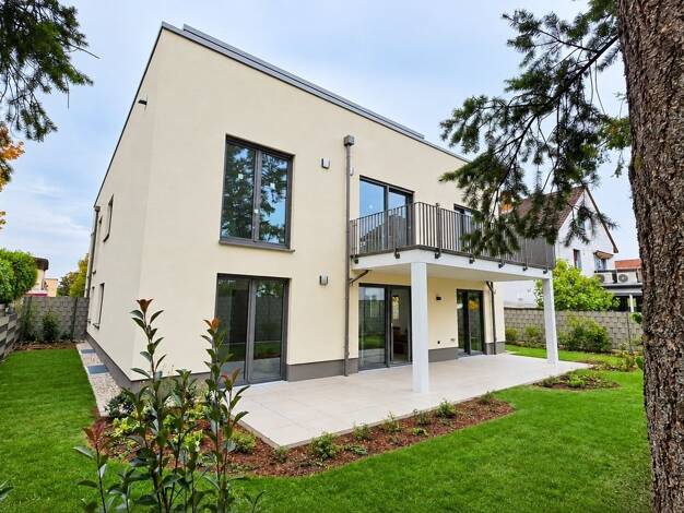 Wohnung zum Kauf - Erstbezug 893.400 € 4 Zimmer 121,6 m² 1. Geschoss frei ab 01.11.2026 Kronberg Kronberg 61476