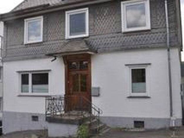 Einfamilienhaus zum Kauf provisionsfrei 320.000 € 5 Zimmer 135,1 m² 670 m² Grundstück Oberer Hagen 14 Schmallenberg Schmallenberg 57392