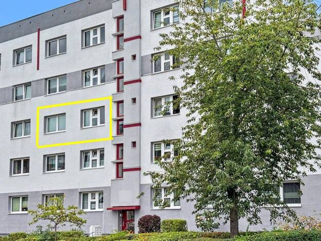 Wohnung zum Kauf 99.000 € 4 Zimmer 77,5 m² 2. Geschoss Oststadt Neubrandenburg 17036