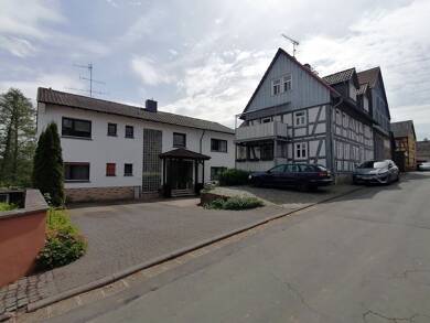 Mehrfamilienhaus zum Kauf 425.000 € 14 Zimmer 403 m² 1.873 m² Grundstück Nieder-Ohmen Mücke-Nieder-Ohmen 35325