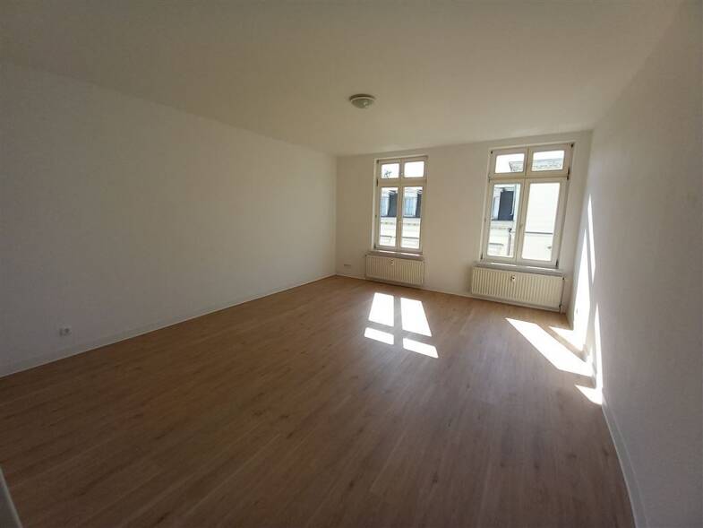 Wohnung zur Miete 500 € 2 Zimmer 68,5 m² Dachgeschoss, 2. Geschoss frei ab 01.06.2025 Pferdemarkt 22 Güstrow Güstrow 18273