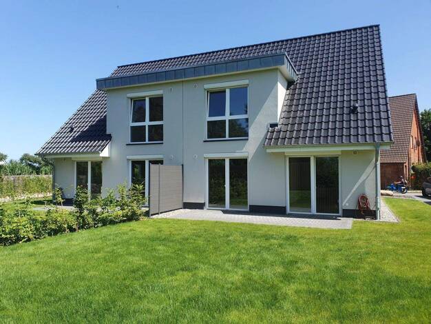 Doppelhaushälfte zur Miete 1.800 € 4 Zimmer 119 m² 512 m² Grundstück frei ab 01.03.2026 Woltersdorf 21516