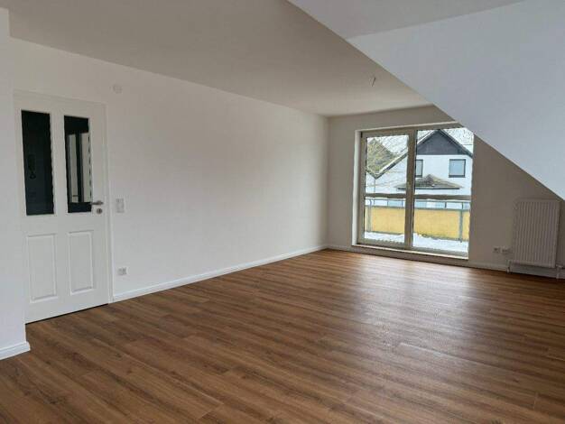 Wohnung zur Miete 750 € 3 Zimmer 84,3 m² 1. Geschoss In der Bünte 7 Klein Berkel Hameln 31789