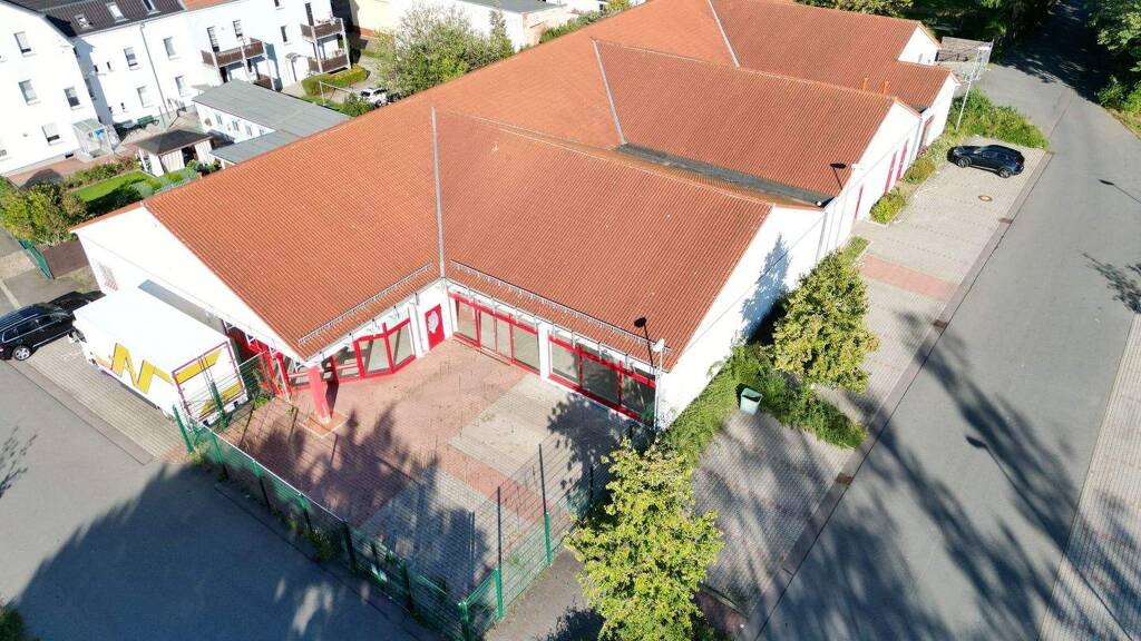 Lagerhalle zur Miete provisionsfrei 7.900 € 1.259 m² Lagerfläche Kantstraße 13 Niederplanitz Zwickau 08062