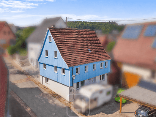 Einfamilienhaus zum Kauf 229.000 € 7 Zimmer 148 m² 95 m² Grundstück Ostelsheim 75395