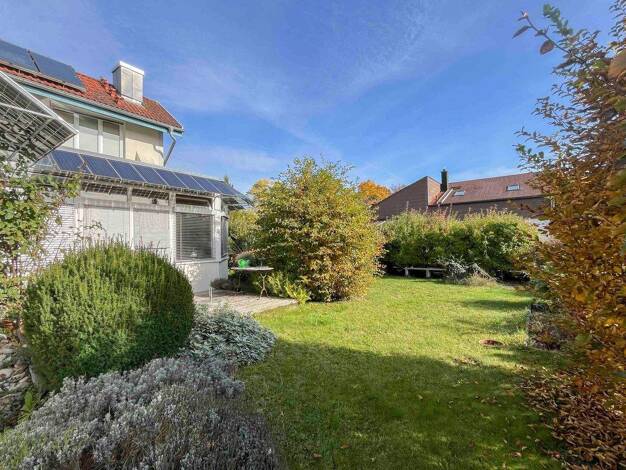 Sonstiges zum Kauf als Kapitalanlage geeignet 780.000 € 9 Zimmer 424,9 m² 923,8 m² Grundstück Burghausen 84489