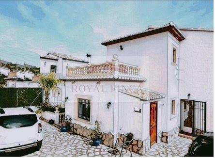 Villa zum Kauf provisionsfrei 378.000 € 4 Zimmer 169 m²<br/>Wohnfläche 647 m²<br/>Grundstück ab sofort<br/>Verfügbarkeit Denia