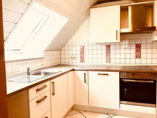 Maisonette zur Miete 800 € 3,5 Zimmer 74 m² Geschoss 2/3 frei ab sofort Dürerstraße 6 Ellwangen Ellwangen (Jagst) 73479