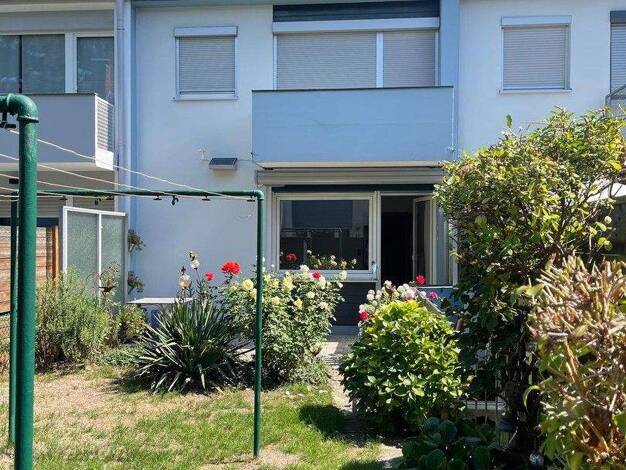 Reihenmittelhaus zum Kauf provisionsfrei 560.000 € 6 Zimmer 120 m² 265 m² Grundstück Konradsiedlung-Wutzlhofen Regensburg 93057