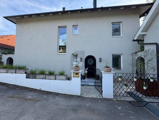 Einfamilienhaus zur Miete 3.300 € 6 Zimmer 180 m² 860 m² Grundstück Leobendorf 2100
