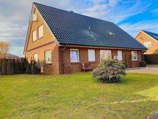 Einfamilienhaus zum Kauf 615.000 € 7 Zimmer 199 m² 620 m² Grundstück Nützen 24568