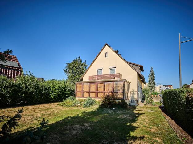 Mehrfamilienhaus zum Kauf 329.000 € 6 Zimmer 145,7 m² 554 m² Grundstück Straubing Straubing 94315