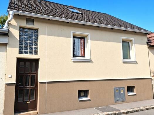 Haus zur Miete 1.590 € 4 Zimmer 402 m² Grundstück Hofaustraße Korneuburg 2100
