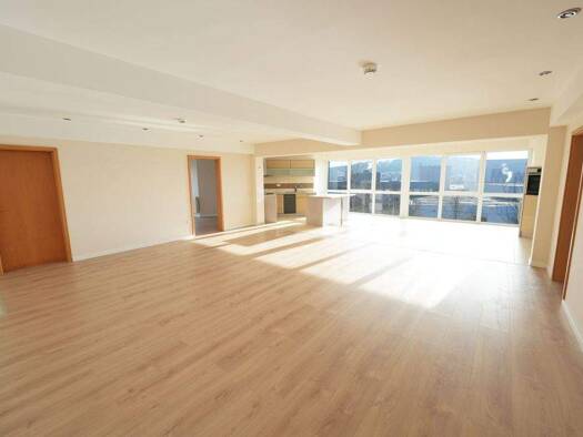 Wohnung zum Kauf 350.000 € 5 Zimmer 153,7 m² 2. Geschoss Oeslau Rödental 96472