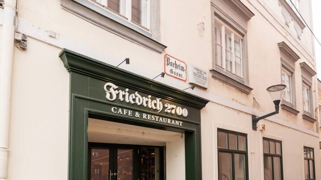 Restaurant zur Miete 5.500 € 741 m² Grundstück Wiener Neustadt 2700