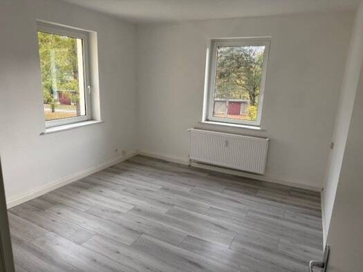 Wohnung zur Miete 350 € 3 Zimmer 58,2 m² 1. Geschoss Golpaer Straße 33 Zschornewitz Gräfenhainichen 06772