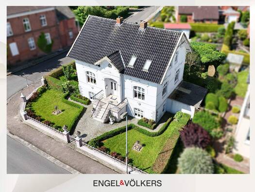 Villa zum Kauf 299.000 € 9 Zimmer 215 m² 1.000 m² Grundstück Oldersum Moormerland 26802