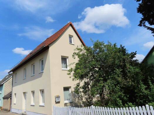 Mehrfamilienhaus zum Kauf 134.000 € 4 Zimmer 92 m² 230 m² Grundstück frei ab sofort Reichenfels Hohenleuben 07958