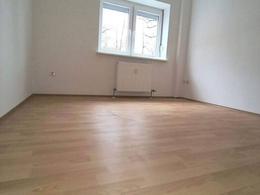 Wohnung zur Miete 645 € 3 Zimmer 60 m² EG frei ab sofort Reutlinger Straße Schweinau Nürnberg 90441