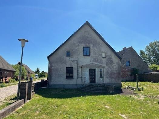 Einfamilienhaus zum Kauf provisionsfrei 160.000 € 5 Zimmer 110 m² 9.892 m² Grundstück Peeselin Hohenmocker 17111